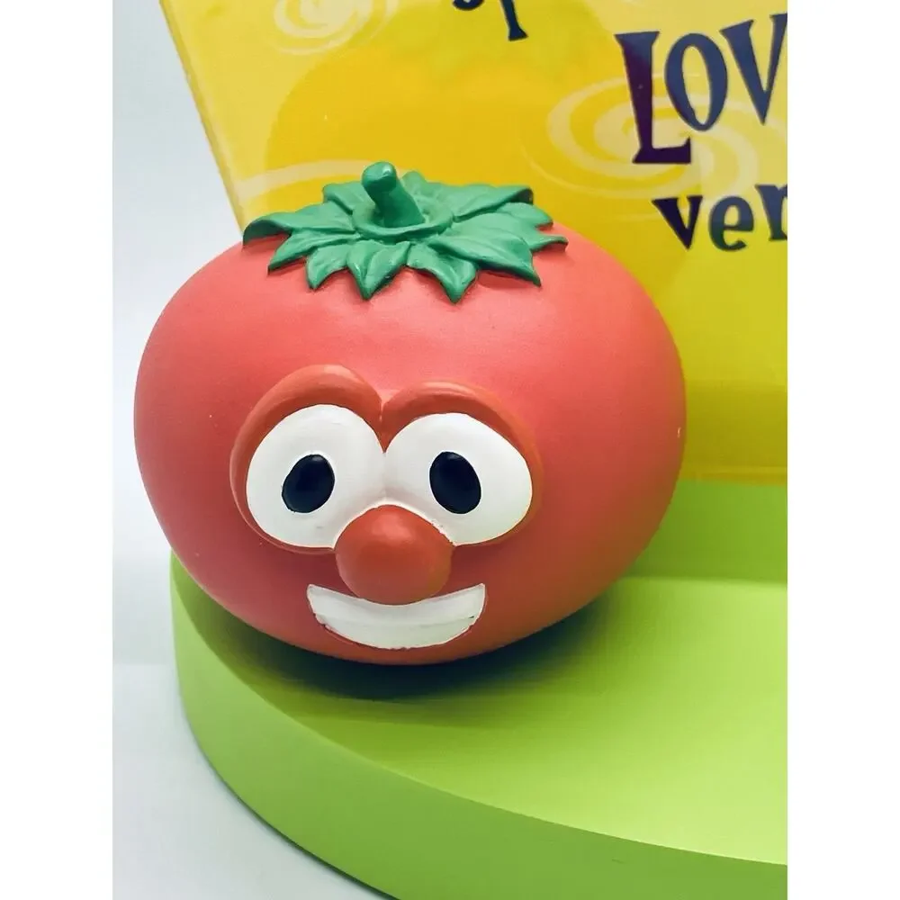 Vintage 1999 Veggie Tales Hallmark God Made You Special Figurine Bob Larry New